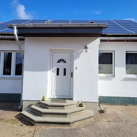 Mit Garten - 10 Minuten Von Templin