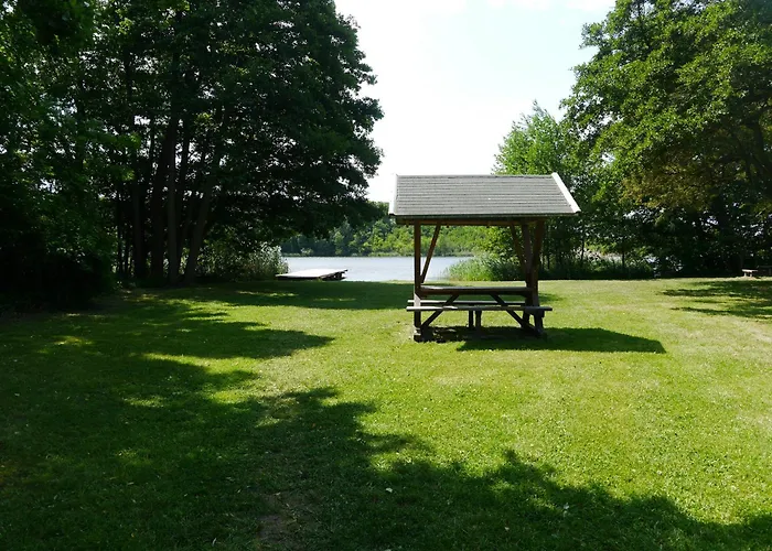 Mit Garten - 10 Minuten Von Templin *